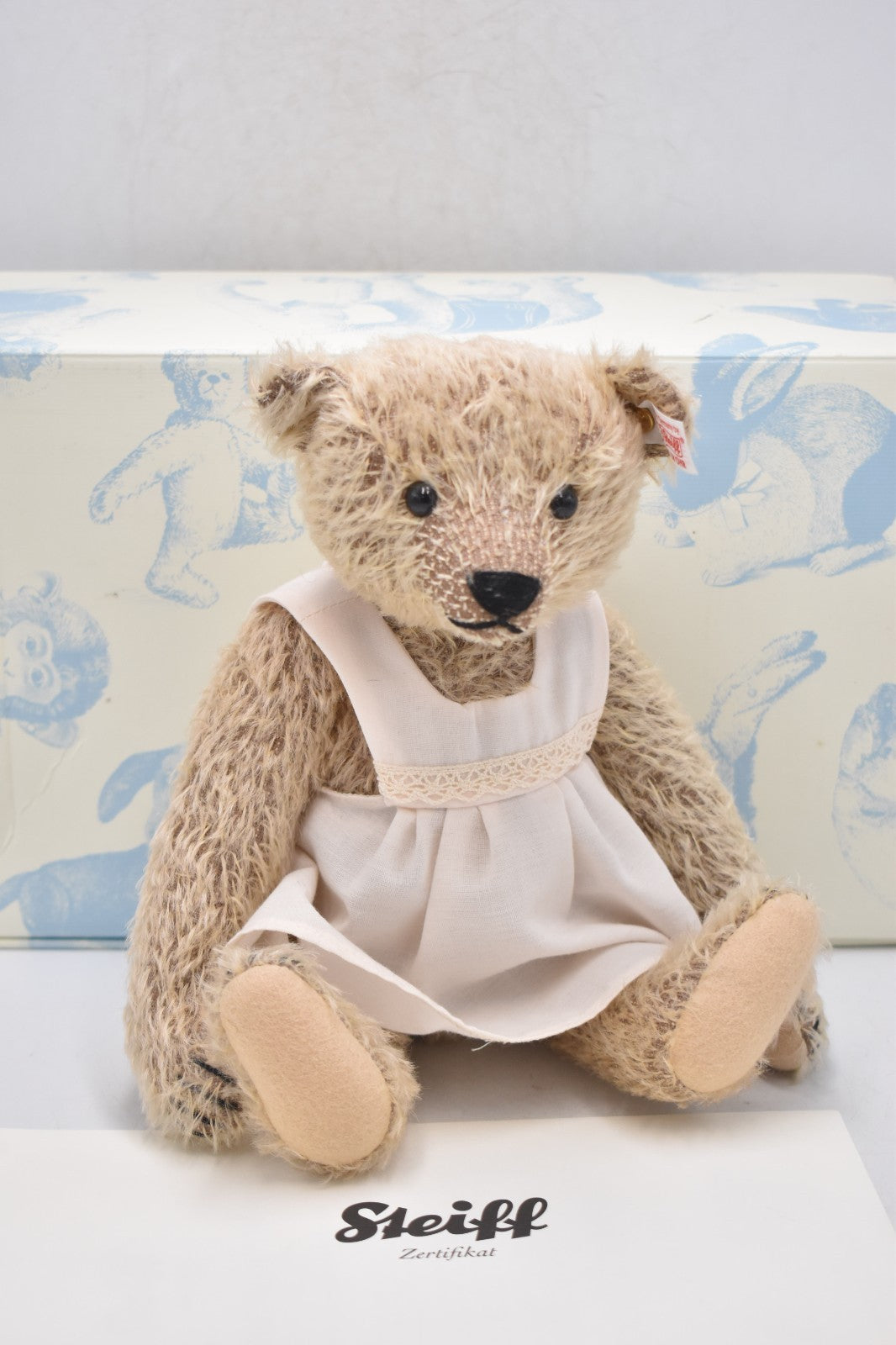 Steiff Claire Teddy Bear – 036712 – Limited Edition #781/1500 – Mohair