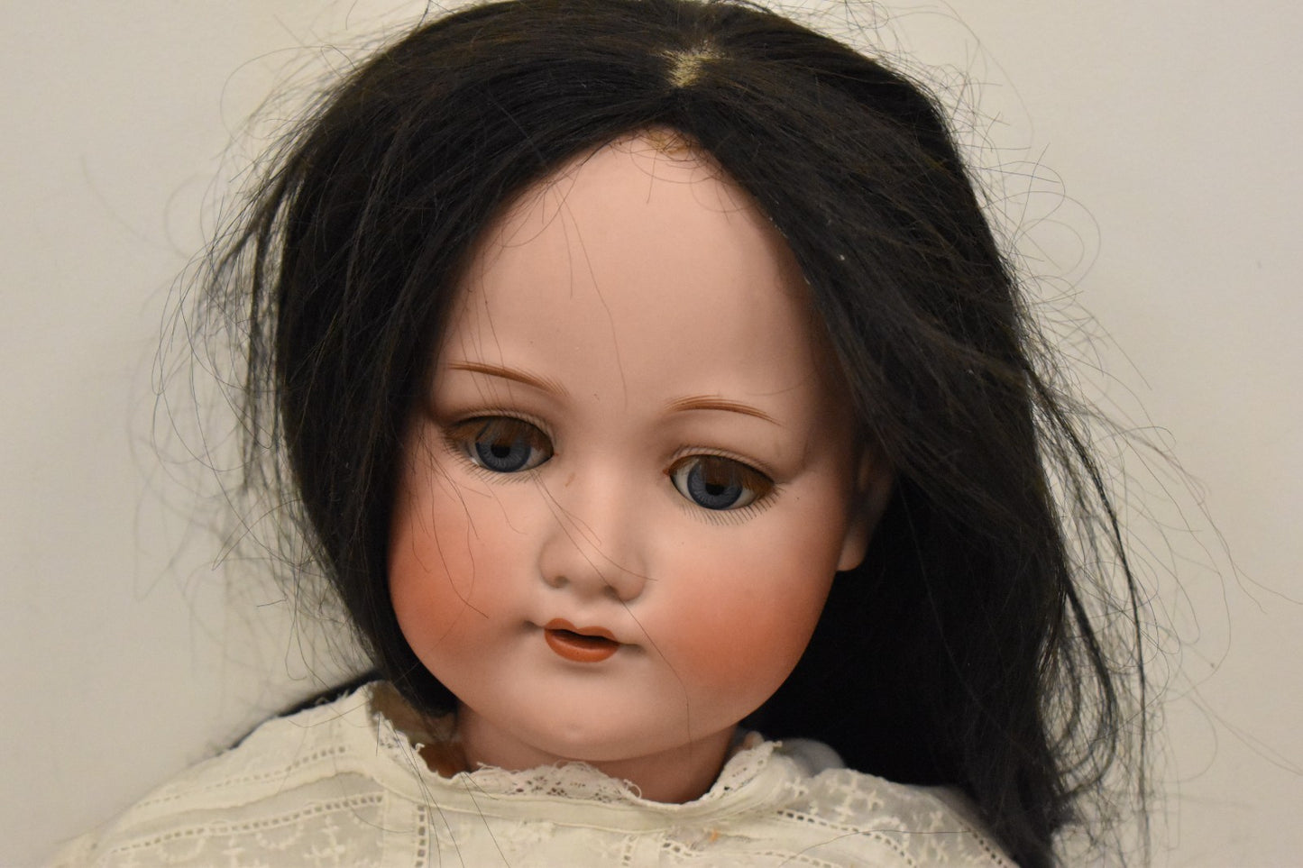 Antique German Bisque Head Doll – Armand Marseille 390 – Circa 1900 – 75cm
