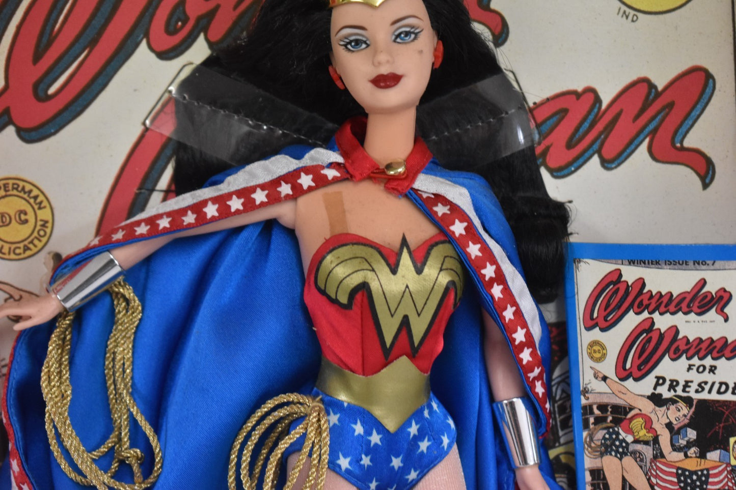 Wonder Woman Barbie Doll 1999 #24638 – Mattel - 1999