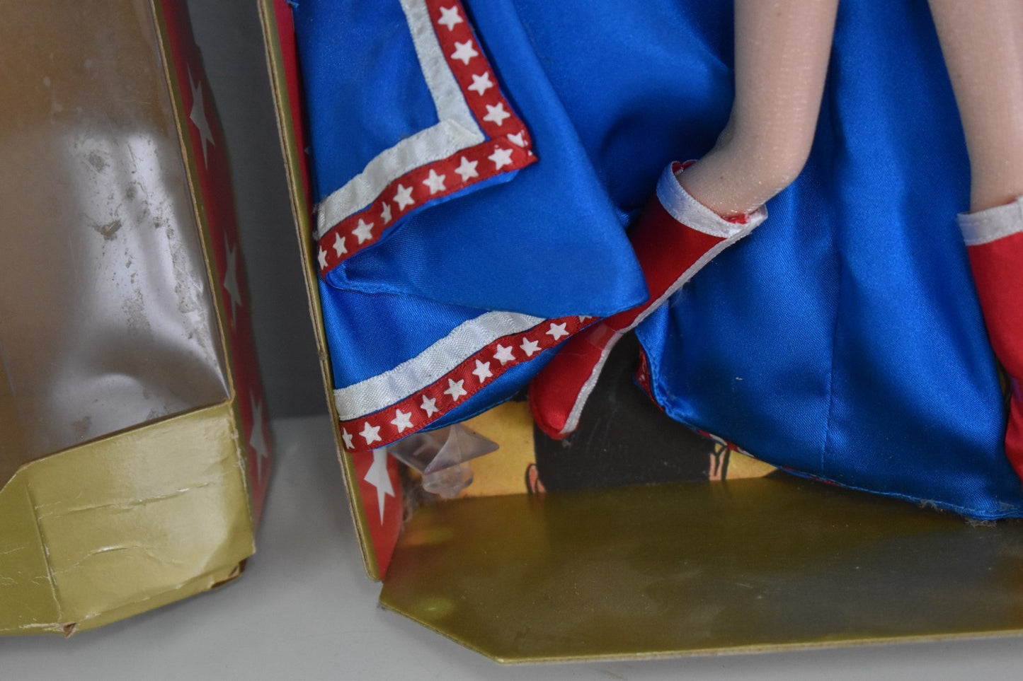 Wonder Woman Barbie Doll 1999 #24638 – Mattel - 1999