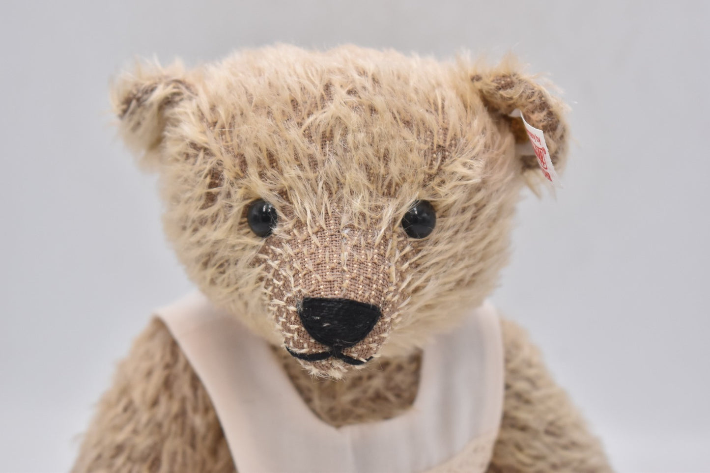 Steiff Claire Teddy Bear – 036712 – Limited Edition #781/1500 – Mohair