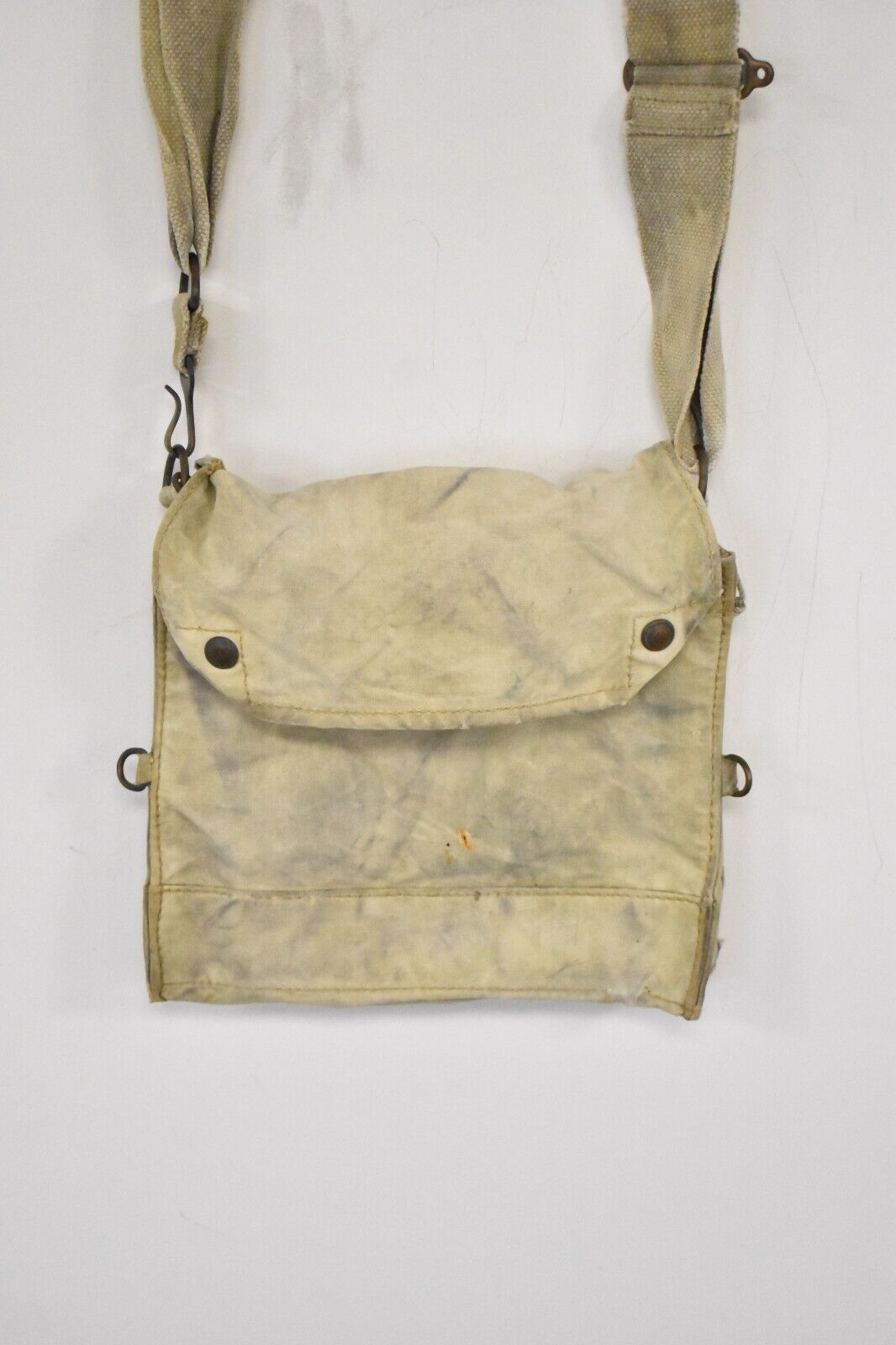 British Army WWII Gas Mask Bag – Respirator Haversack Mk V (Mark 5) – 1937 MECO