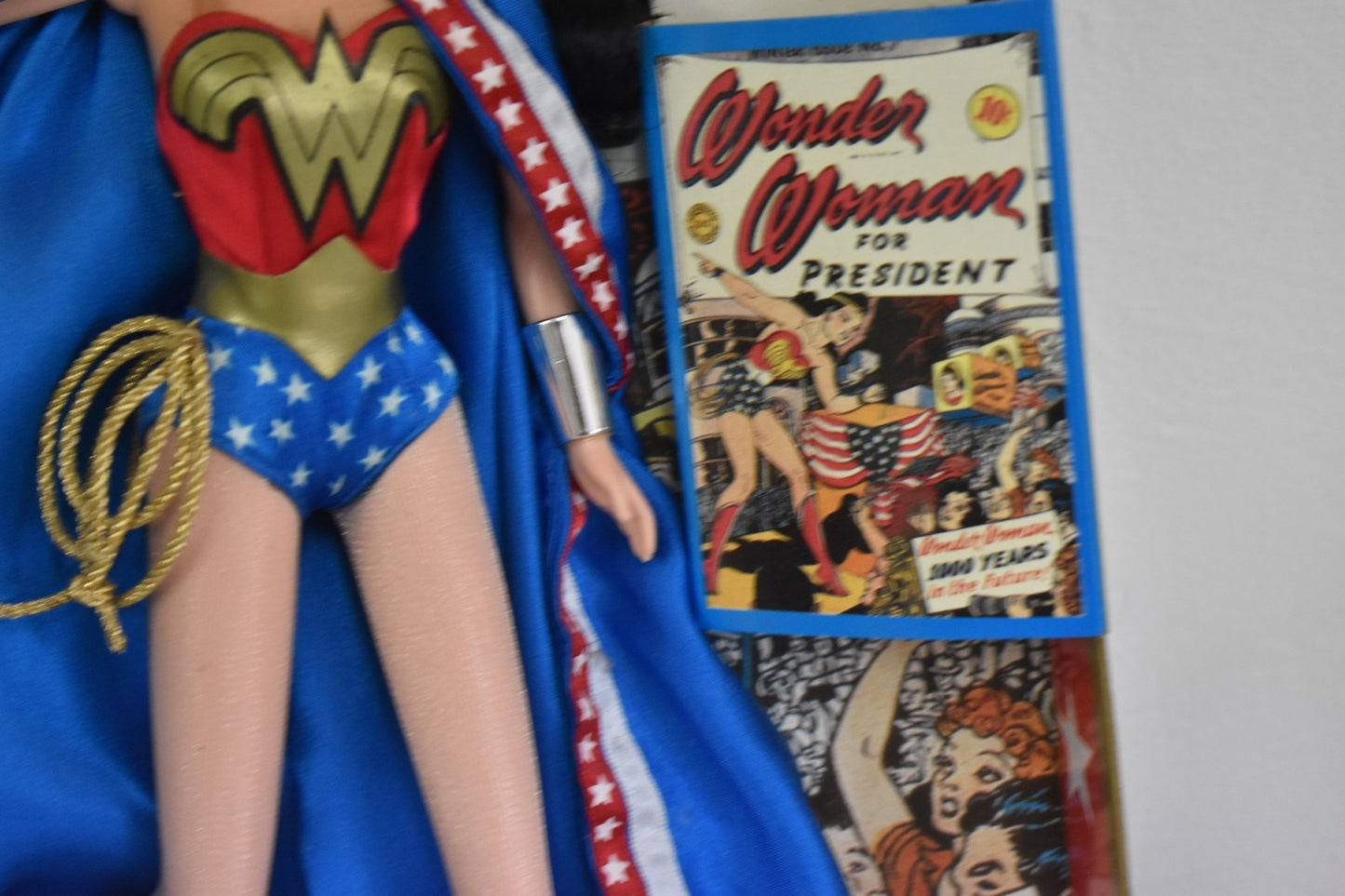 Wonder Woman Barbie Doll 1999 #24638 – Mattel - 1999