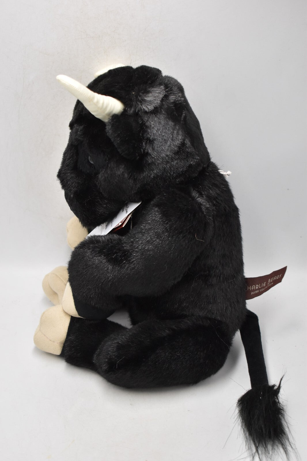 Charlie Bears The Queen's Beast Collection China – Limited Edition 54/2000