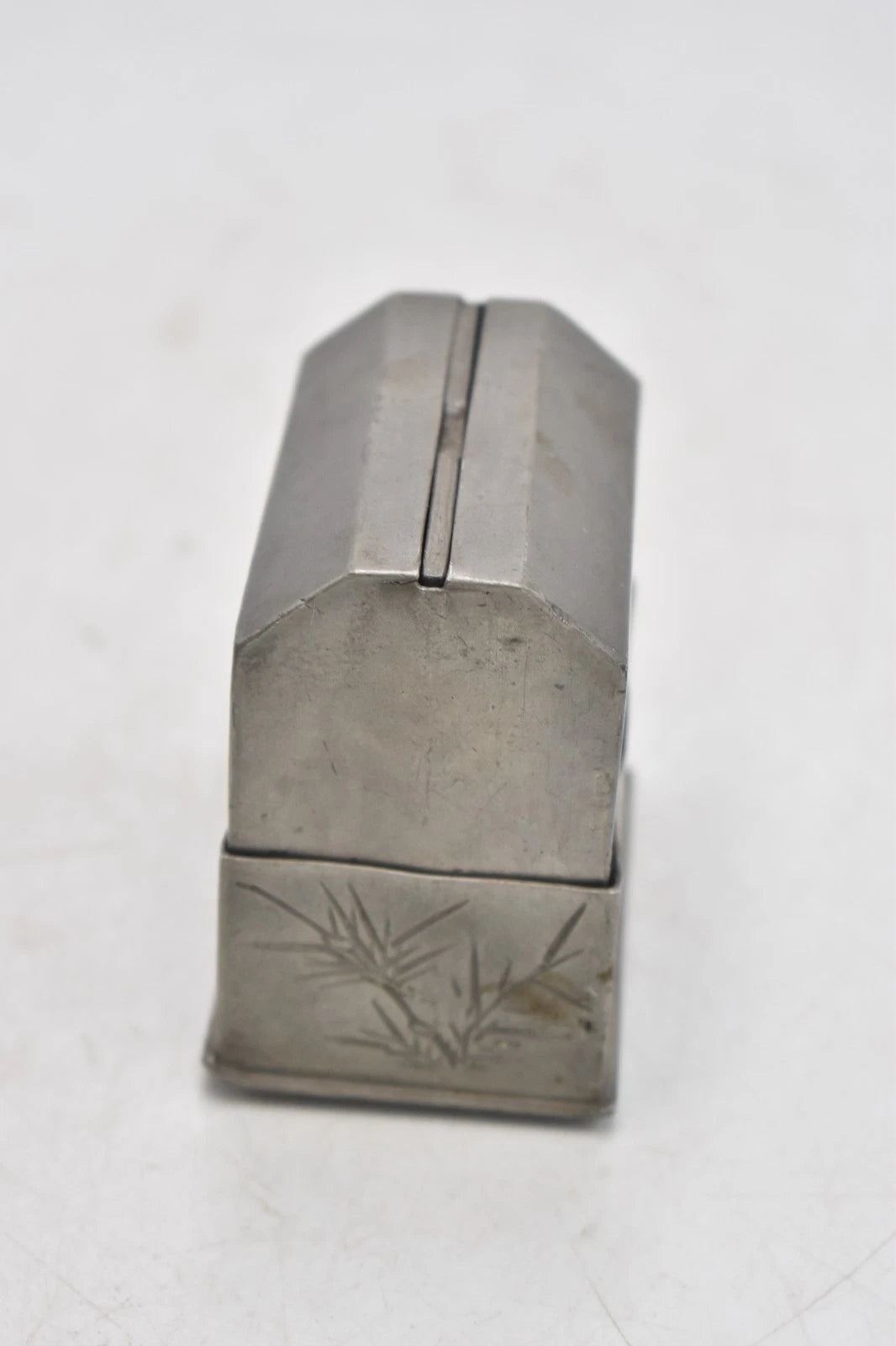 Antique Chinese Kut Hing Pewter Swatow Box Cutting / Dispenser 9cm