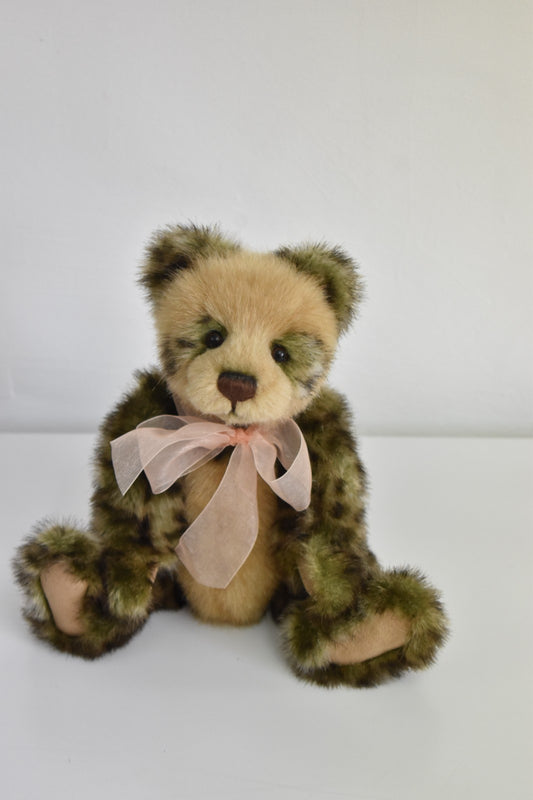Charlie Bears Olive Retired Bear by Isabelle Lee Tagged