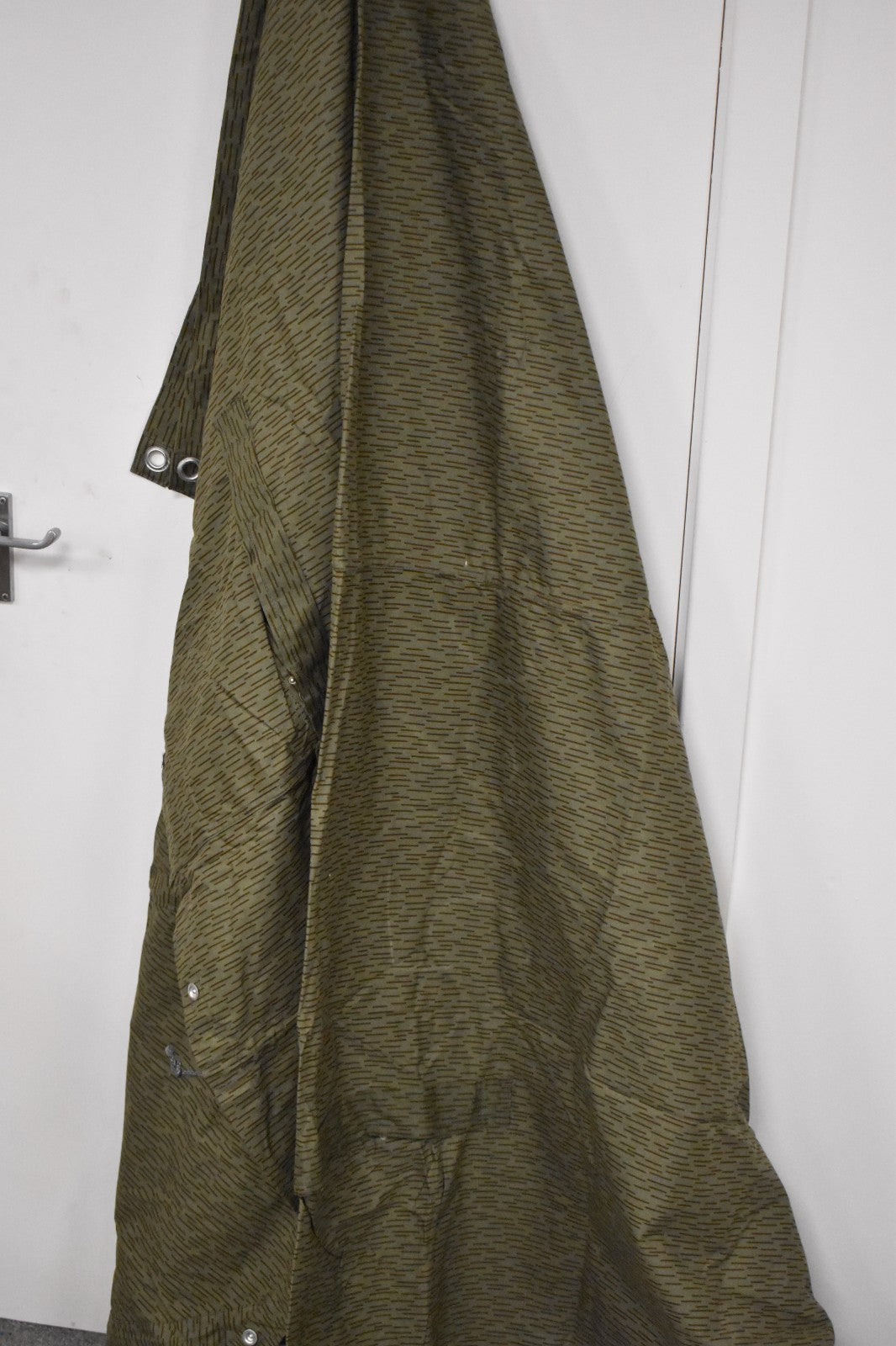 East German Army Shelter Half Zeltbahn Poncho – Strichtarn Raindrop