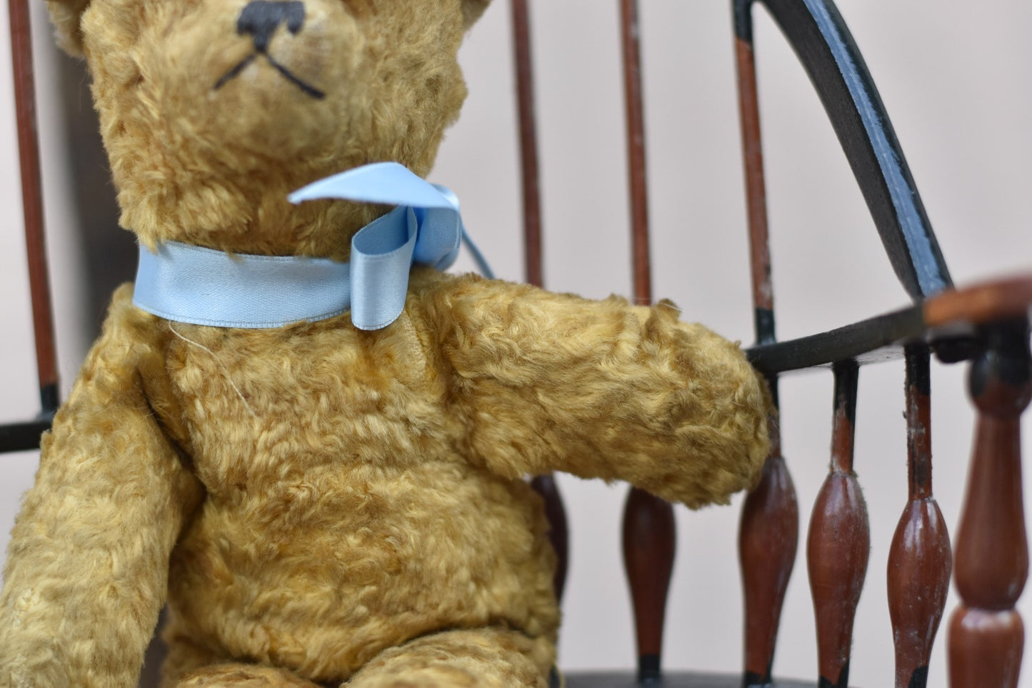 Vintage 1950s European Silk Plush Teddy Bear 26cm, Glass Eyes, Collectible