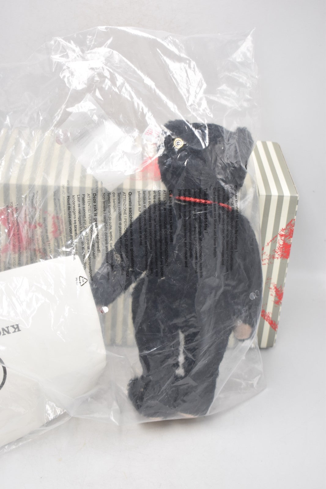 Steiff Titanic Coin Bear 690518 – Limited Edition 699/1912 – Retired Sealed