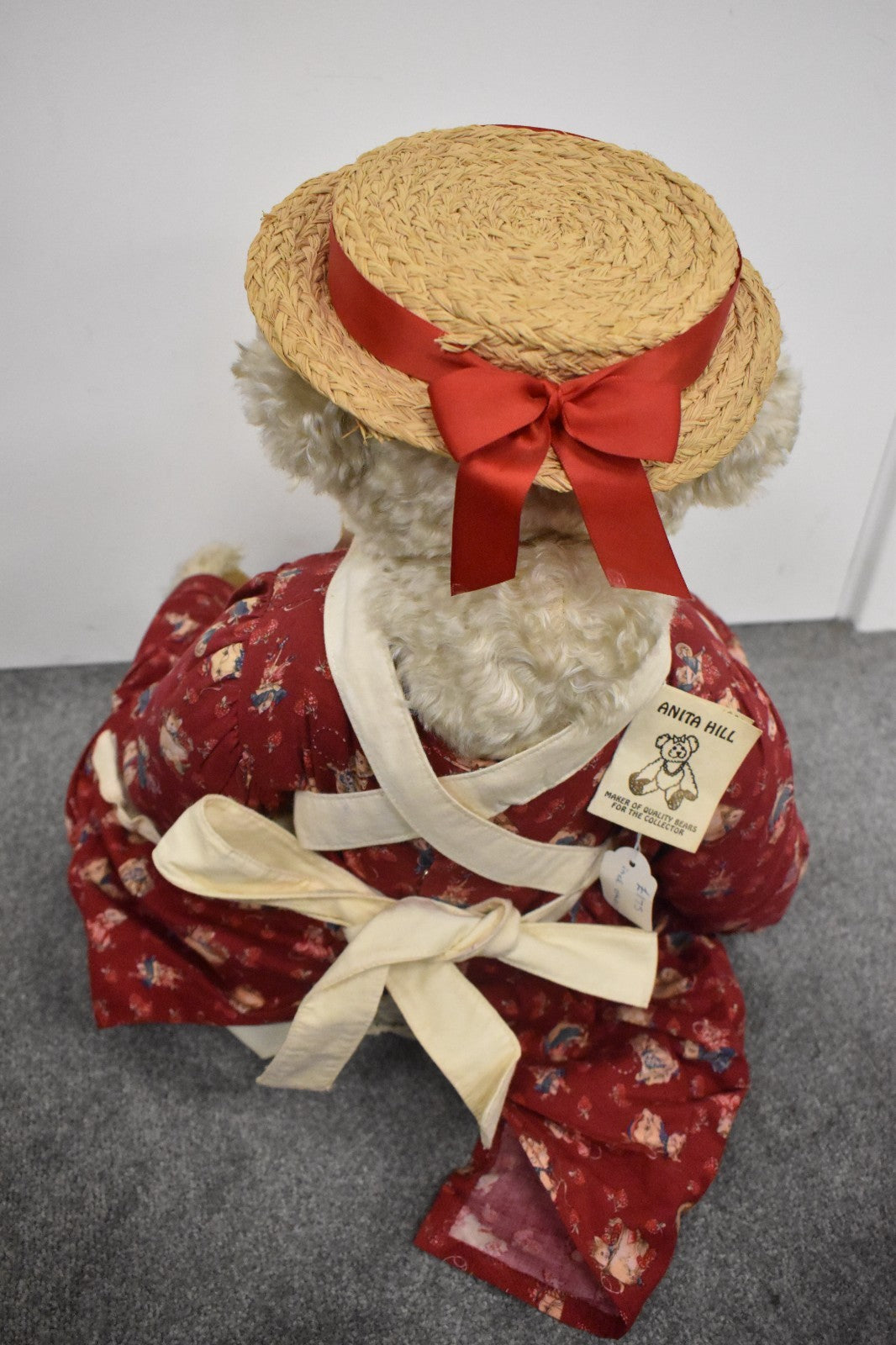 Anita Hill Artist Teddy Bear “Sally Straw” OOAK – Mohair – Fully Jointed – Tags