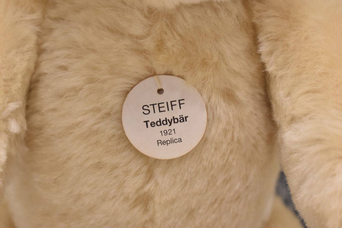 Steiff 1921 Replica Teddy Bear 1996 Limited Edition – 40cm