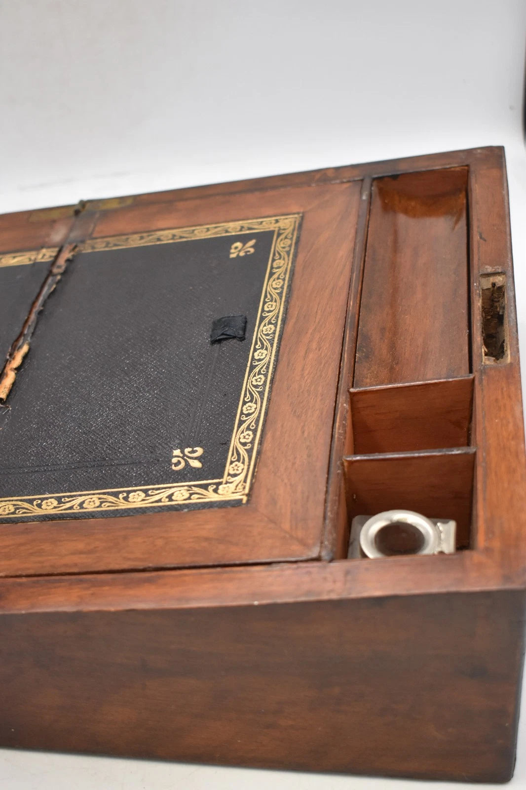 Antique Victorian Burr Walnut Writing Slope – 30x22x16cm