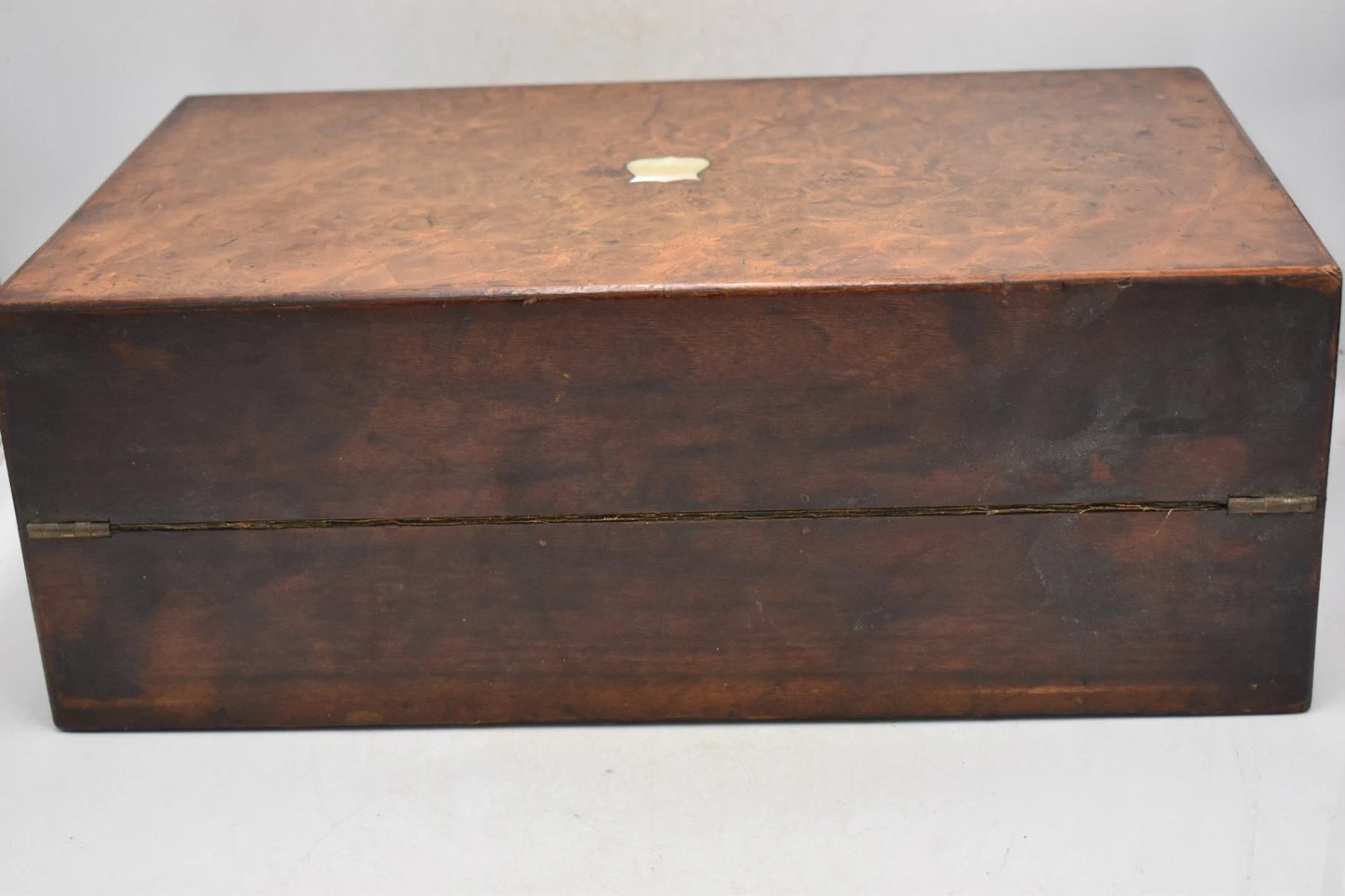 Antique Victorian Burr Walnut Large Writing Slope – 40x24x14cm