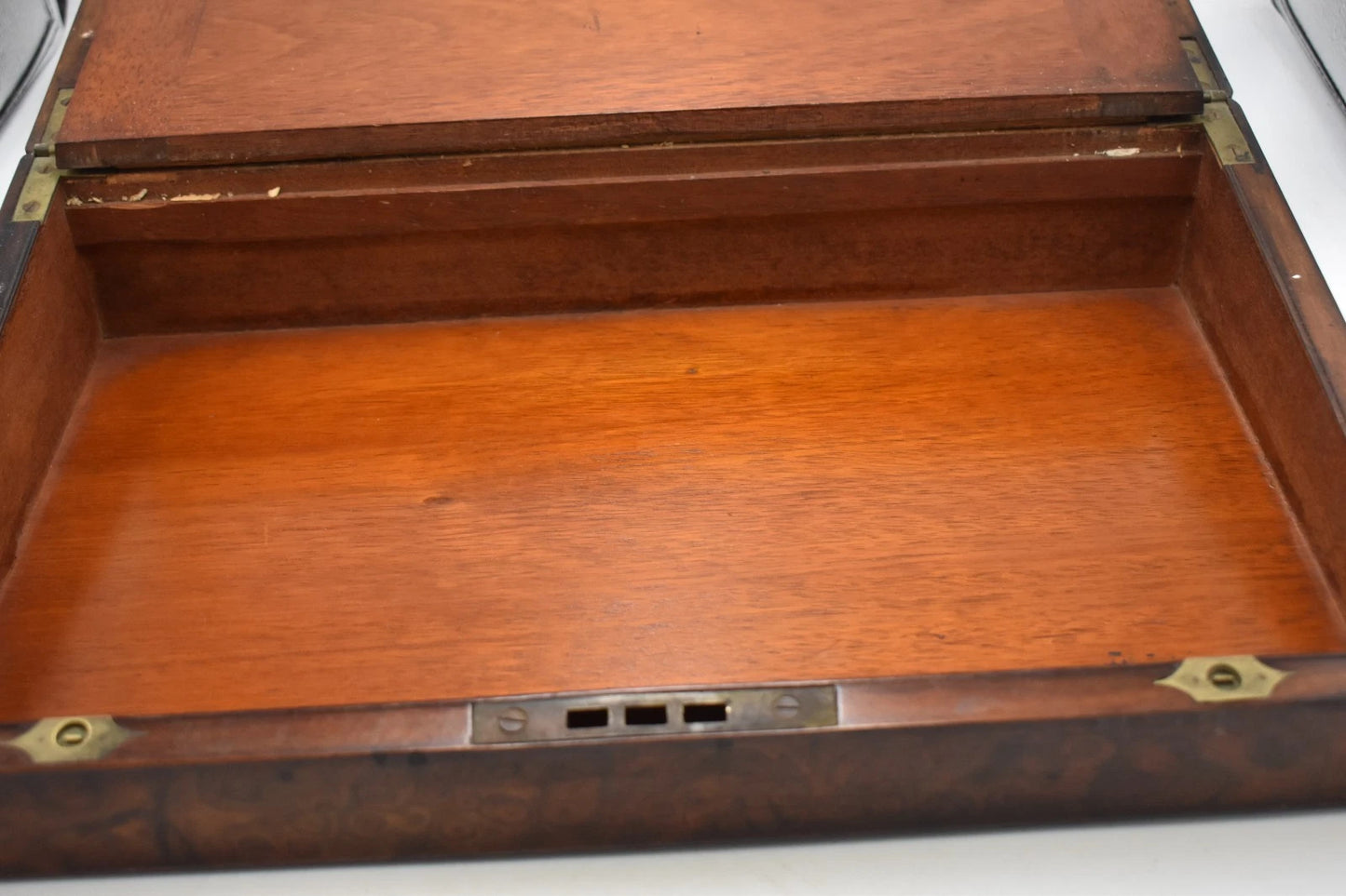 Antique Victorian Burr Walnut Large Writing Slope – 40x24x14cm