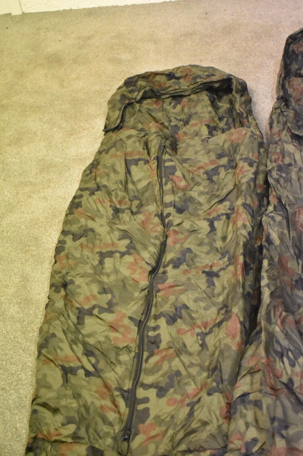 Polish Army Modular Sleep System – Autumn & Winter Sleeping Bag with Liner