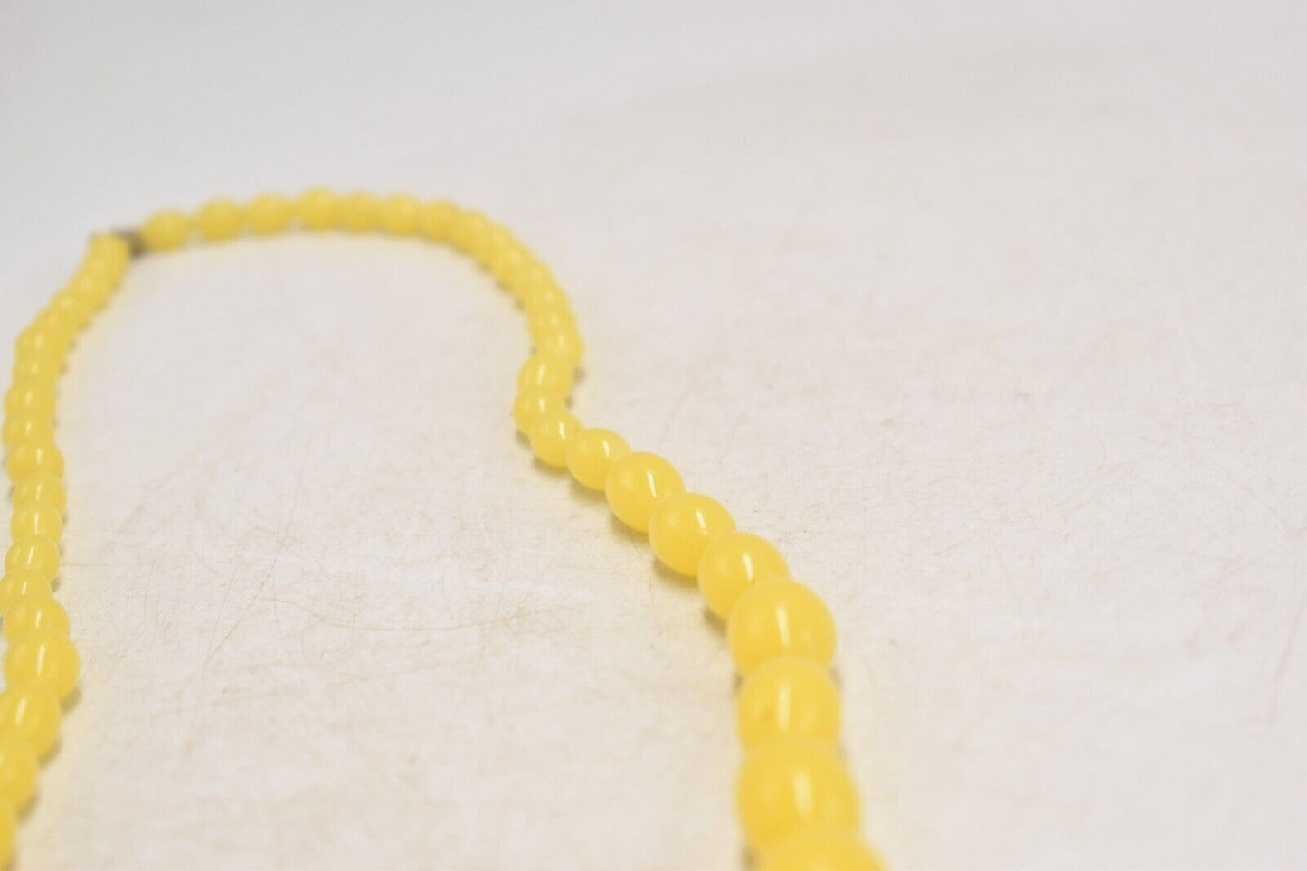 Art Deco Bakelite Butterscotch Amber Egg Yolk Graduated Beaded Necklace – 60cm