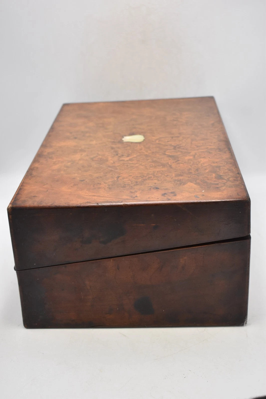 Antique Victorian Burr Walnut Large Writing Slope – 40x24x14cm