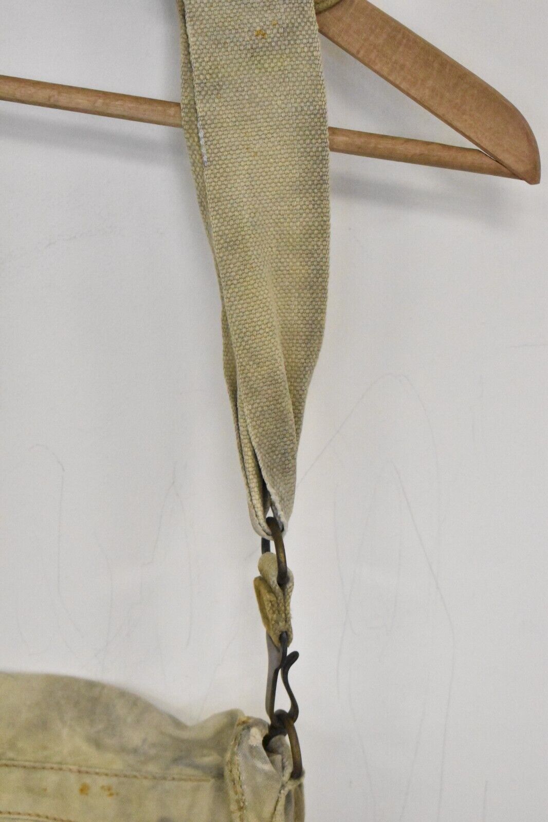 British Army WWII Gas Mask Bag – Respirator Haversack Mk V (Mark 5) – 1937 MECO