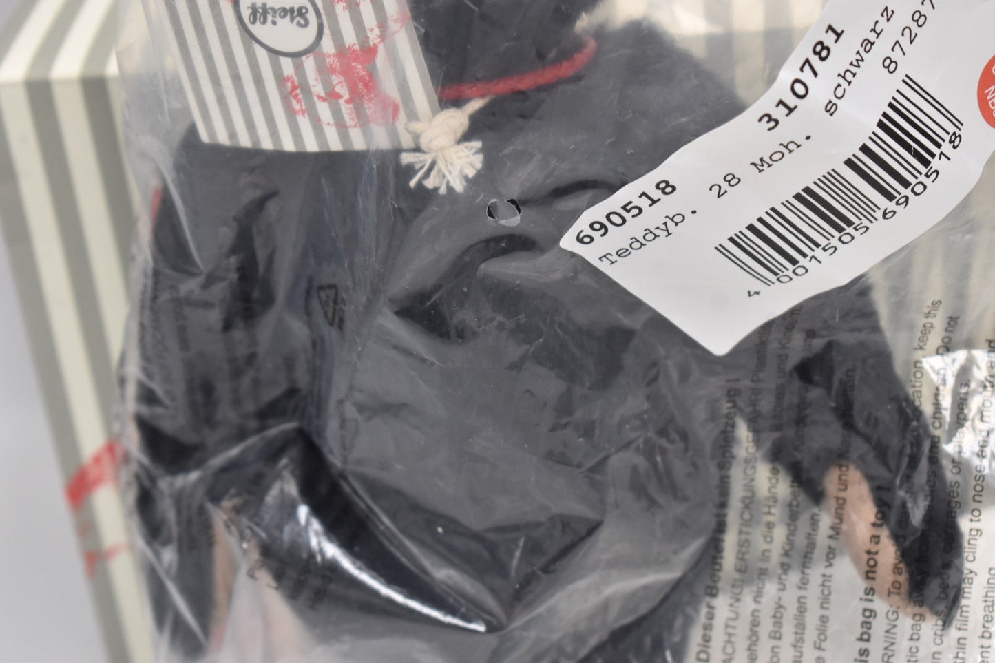 Steiff Titanic Coin Bear 690518 – Limited Edition 699/1912 – Retired Sealed