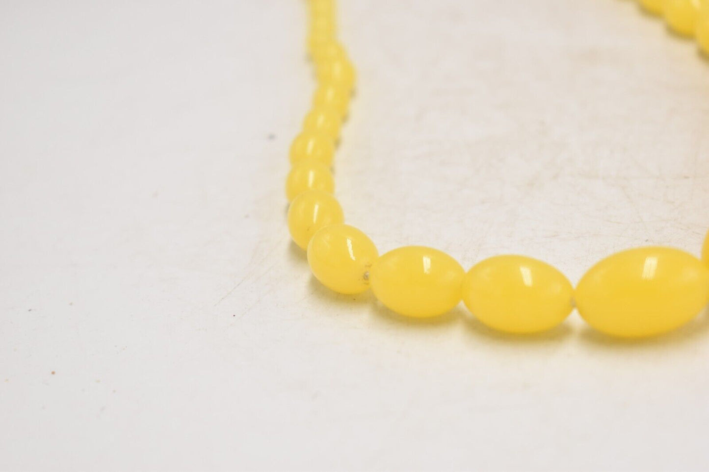 Art Deco Bakelite Butterscotch Amber Egg Yolk Graduated Beaded Necklace – 60cm