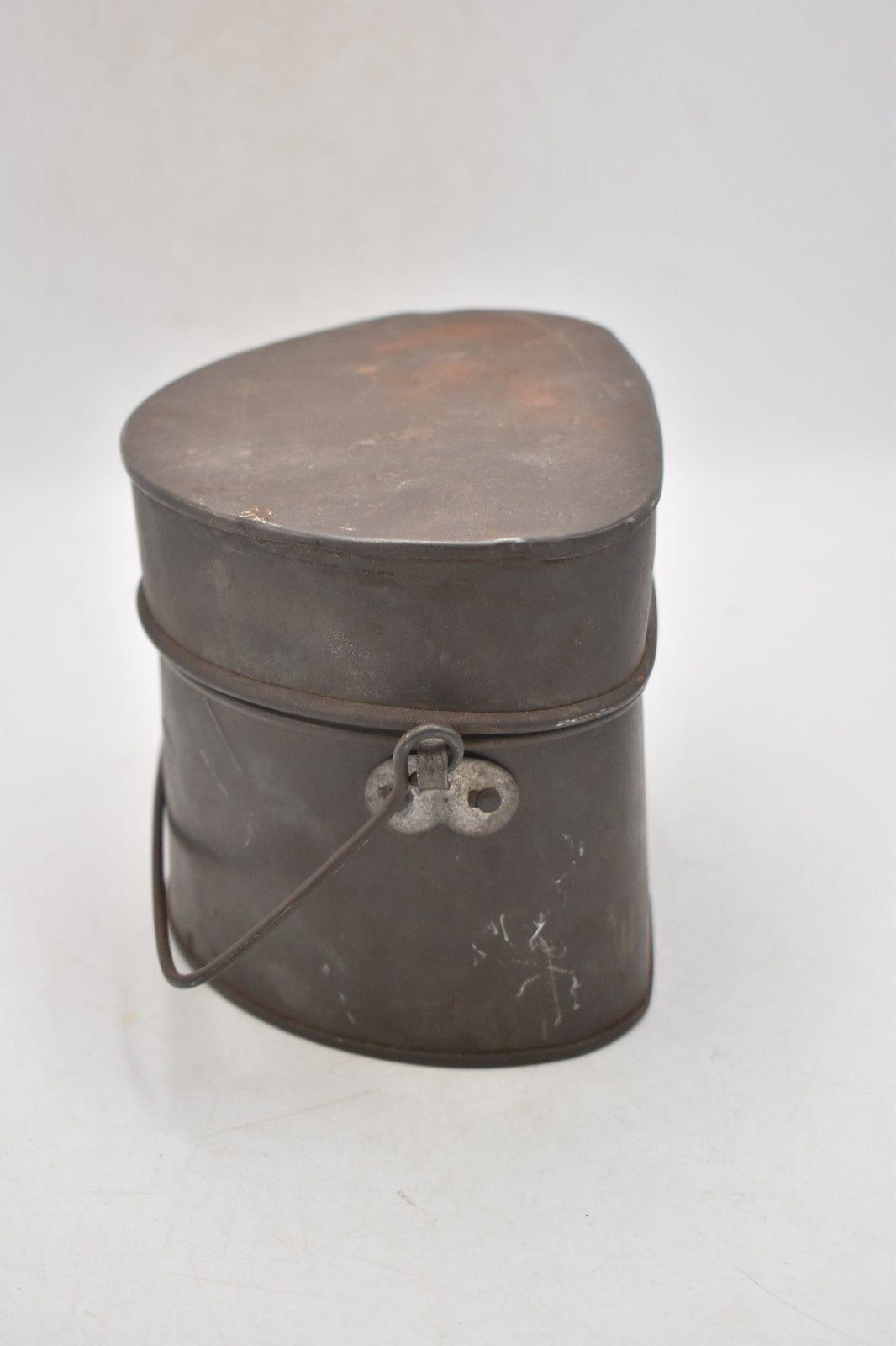 British Army WWI D-Shape Billy Mess Tin – Stamped Uniform Brand