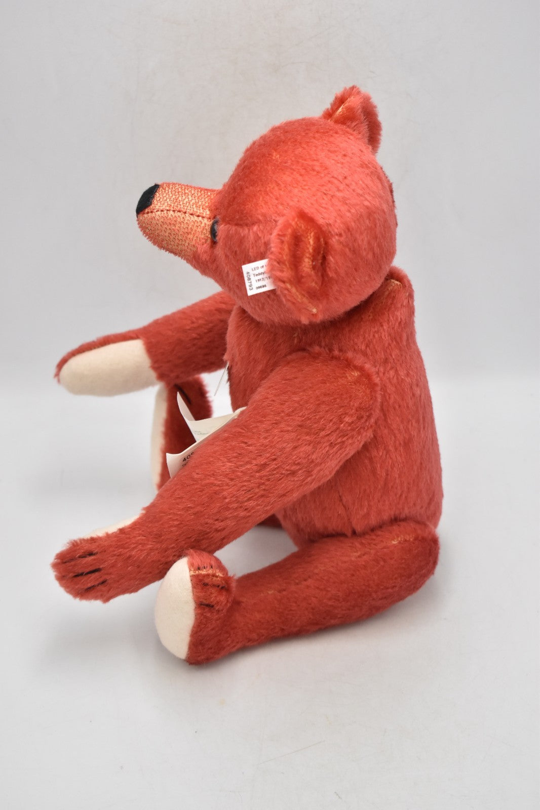 Steiff Teddy Bear Red Replica 1912/1913 – 408793 – Limited Edition #686