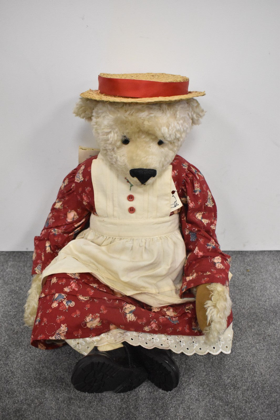 Anita Hill Artist Teddy Bear “Sally Straw” OOAK – Mohair – Fully Jointed – Tags