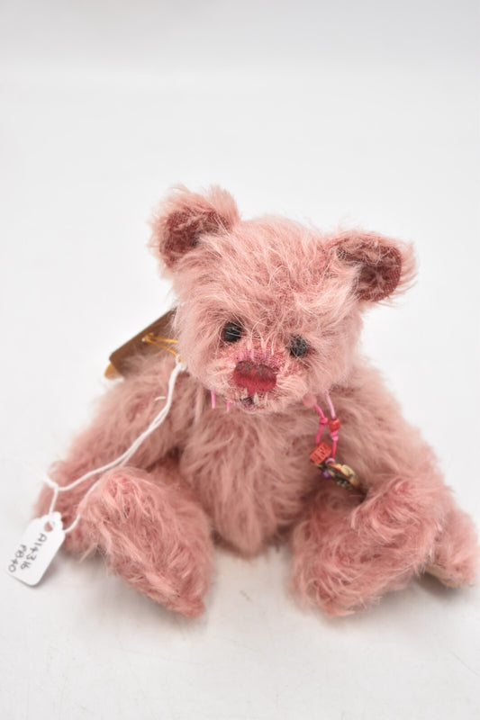Charlie Bears Minimo Cosmopolitan – Retired Ltd Ed #232/2000 – Isabelle Lee