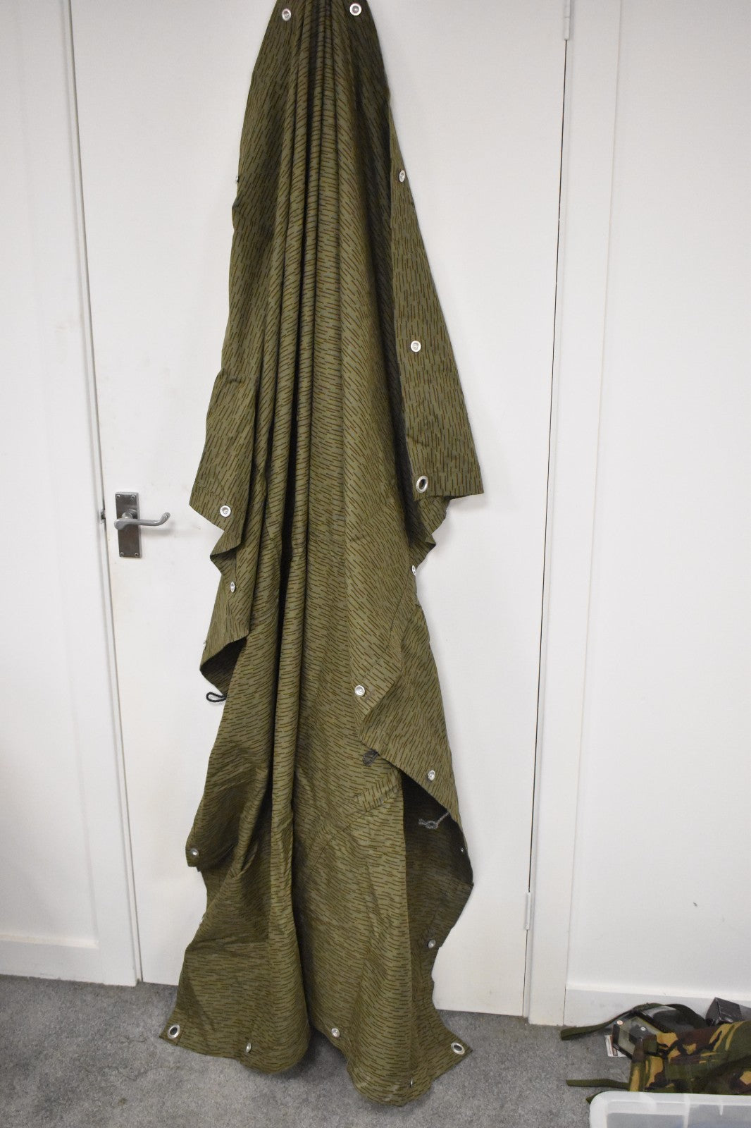 East German Army Shelter Half Zeltbahn Poncho – Strichtarn Raindrop