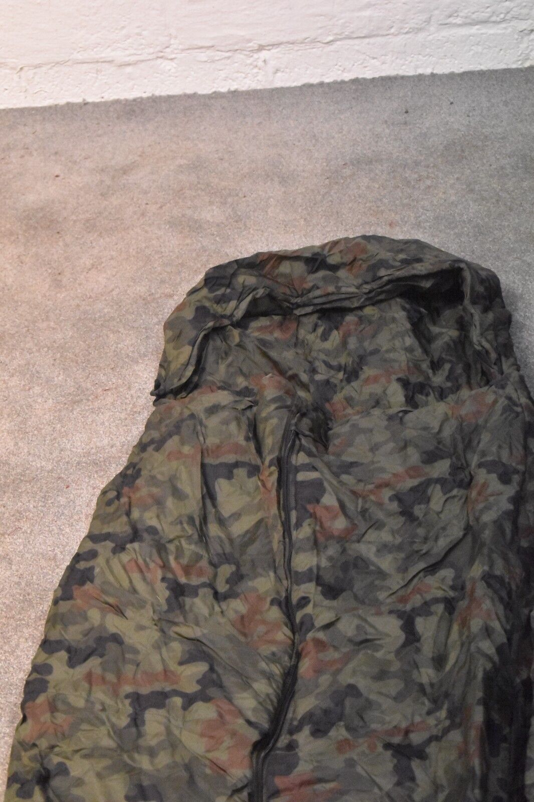 Polish Army Modular Sleep System – Autumn & Winter Sleeping Bag with Liner